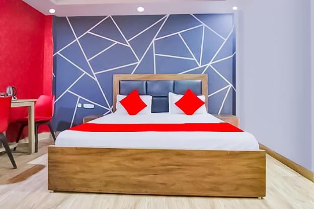 roomshala 121 hotel classic