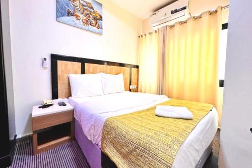 oyo 1118 sharjah plaza hotel