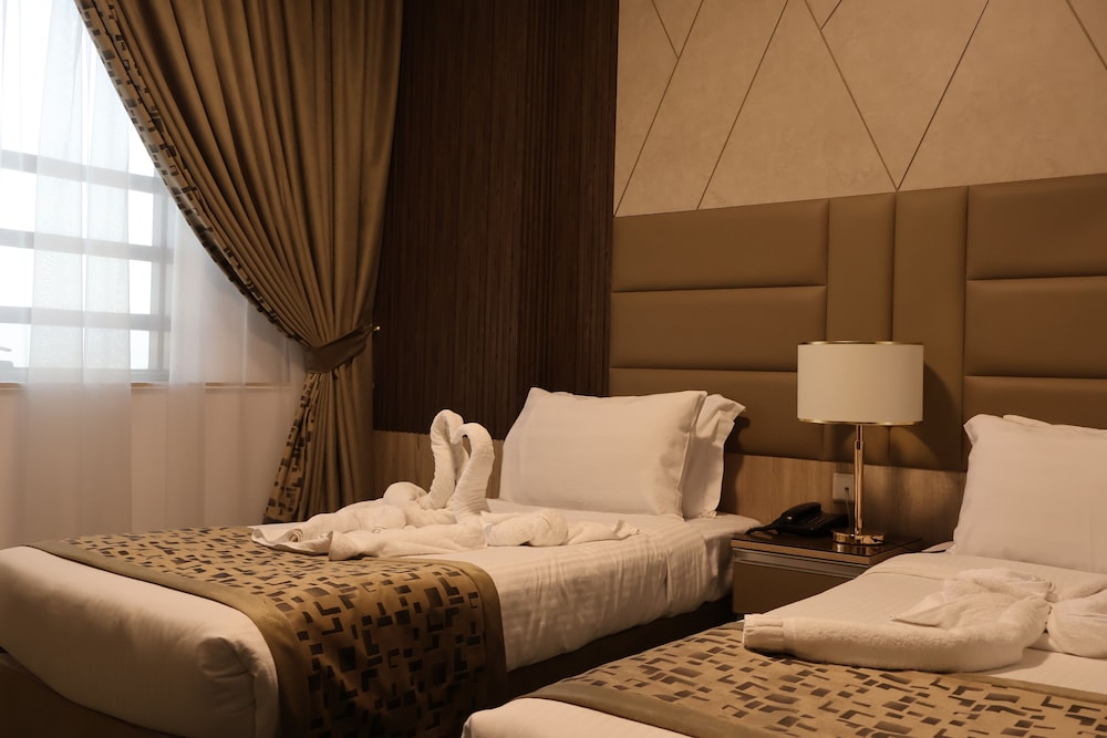 mokhtara international