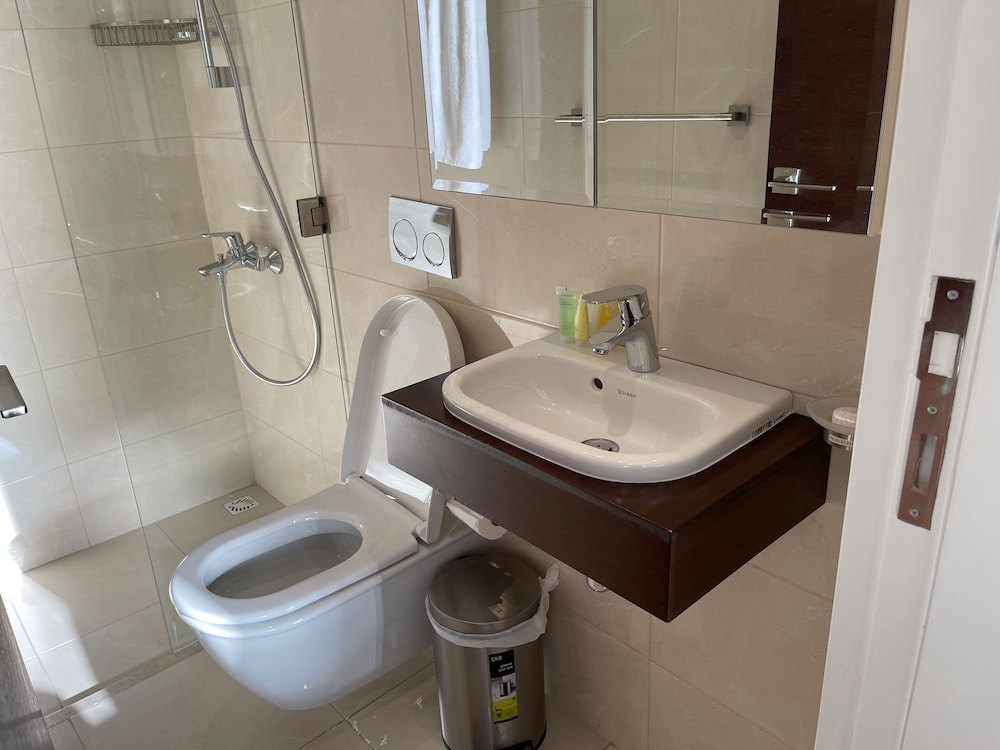 porto and almira beach