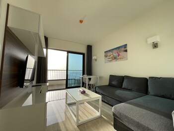 porto and almira beach