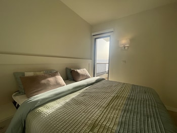 porto and almira beach