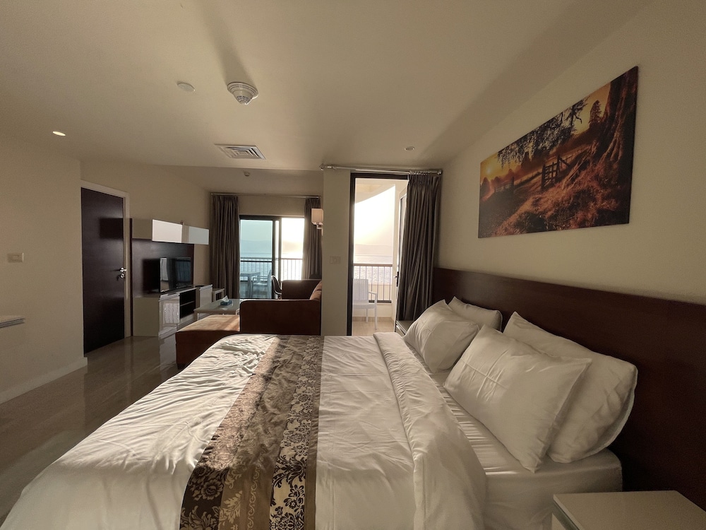 porto and almira beach