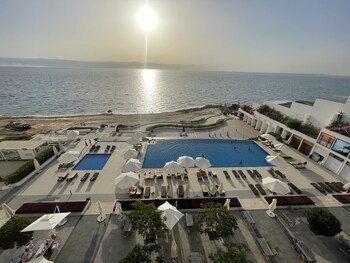 porto and almira beach