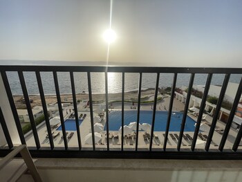 porto and almira beach