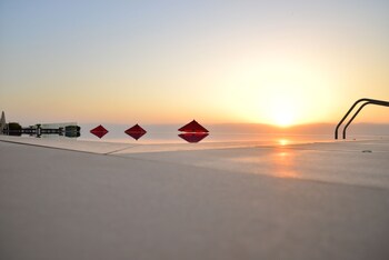 porto and almira beach