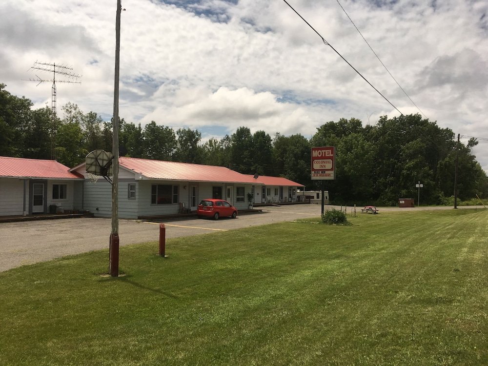 moira lake motel