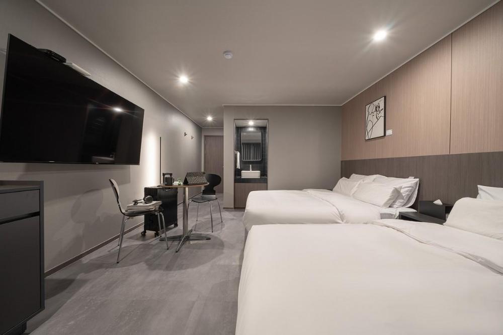 workers hotel ansan by annk