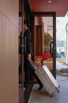 workers hotel ansan by annk