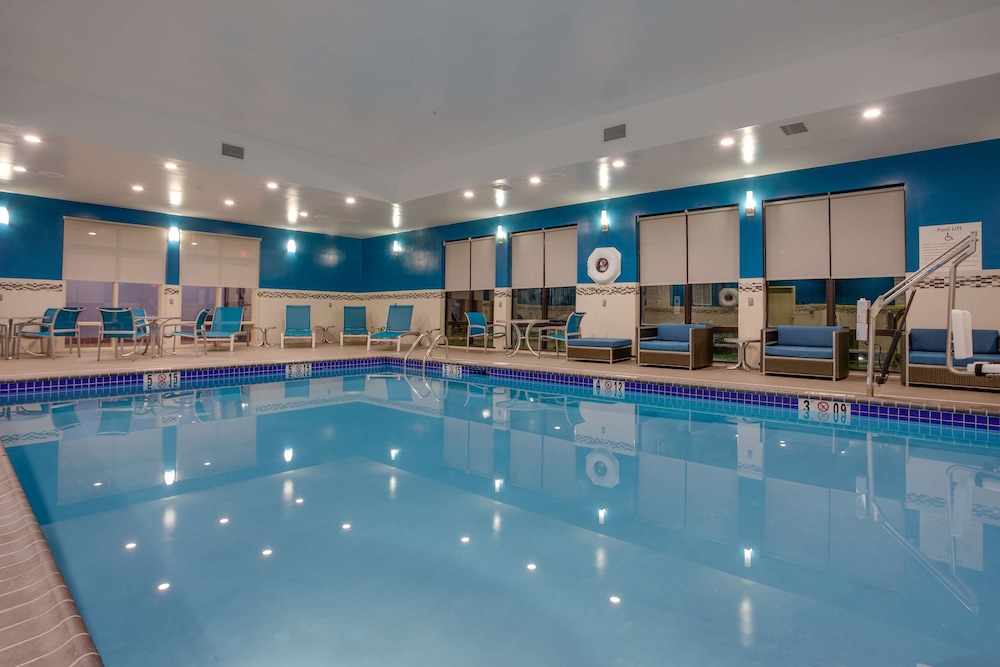 hampton inn and suites philadelphia bensalem