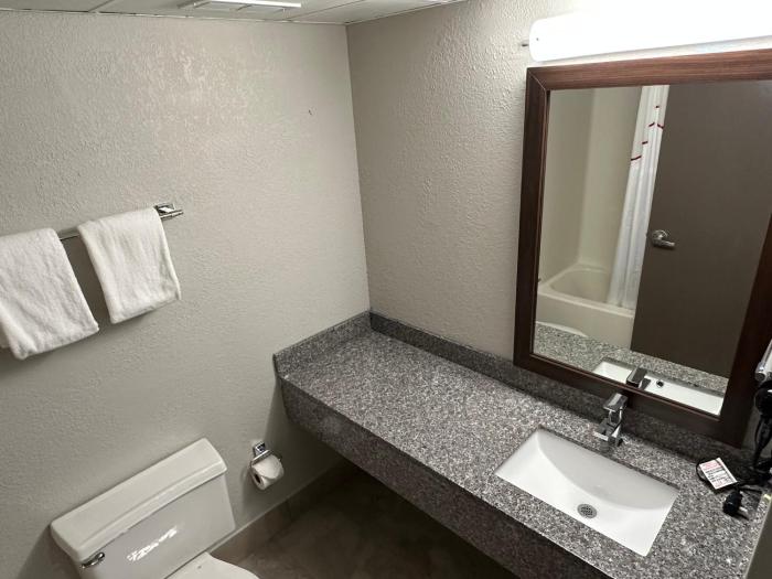 red roof inn dunbar