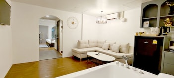 pooh beach resort and spa