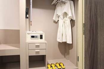 pooh beach resort and spa