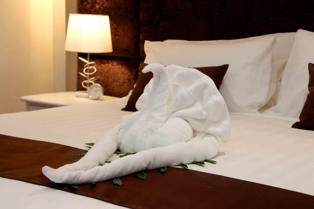 pooh beach resort and spa