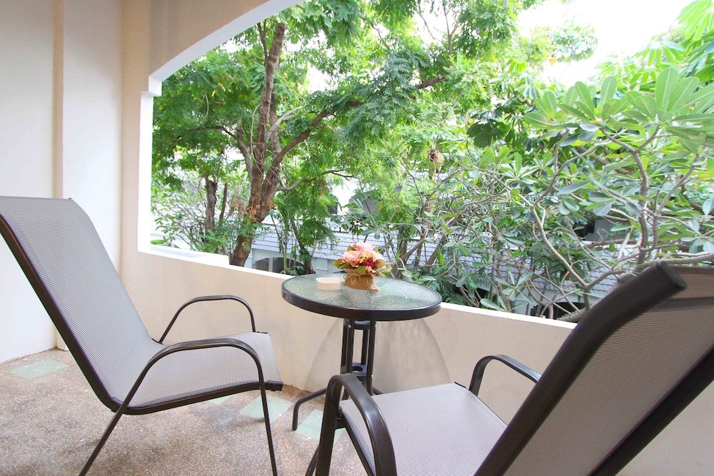 pooh beach resort and spa