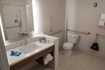 holiday inn express and suites dayton southwest by ihg