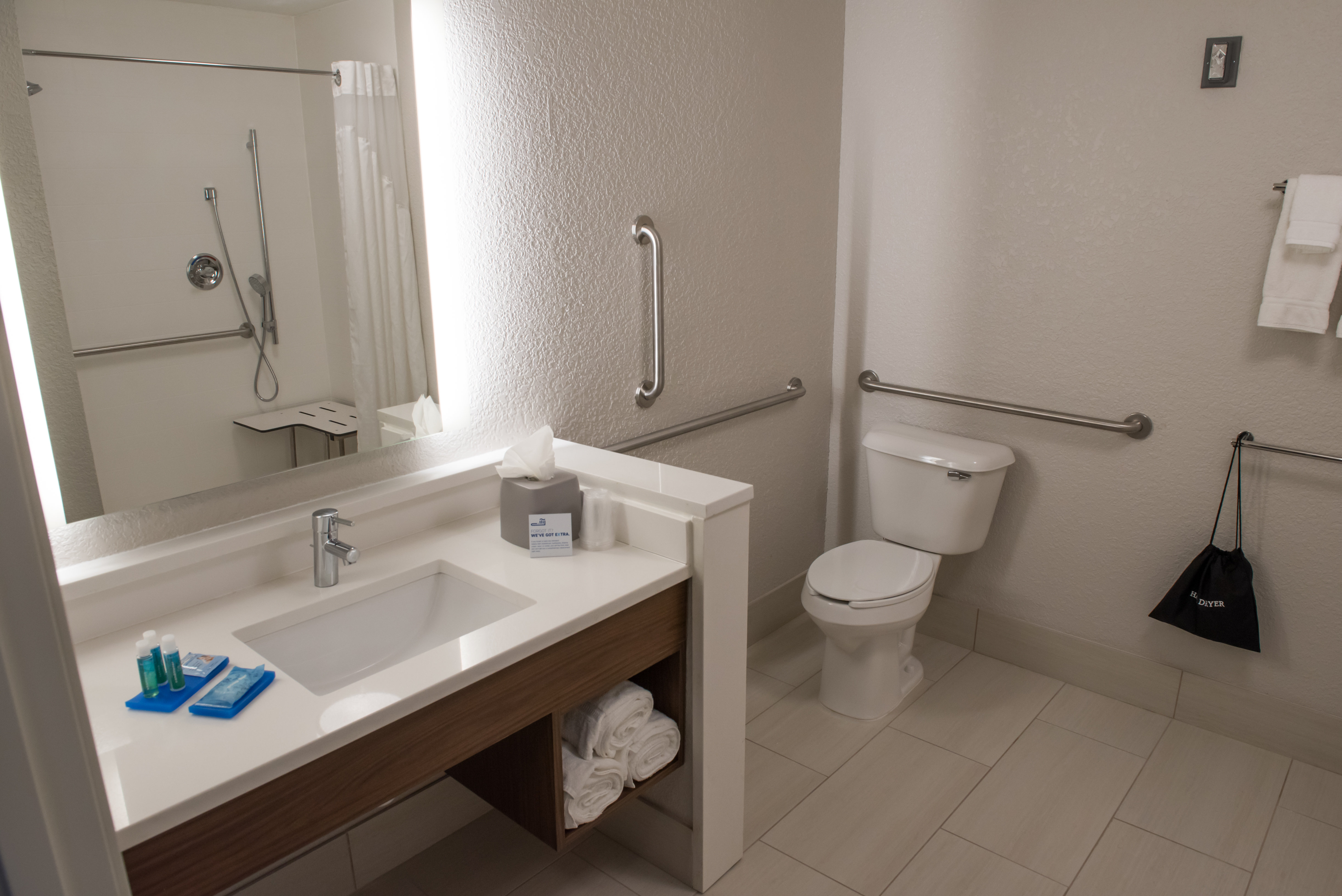 holiday inn express and suites dayton southwest by ihg