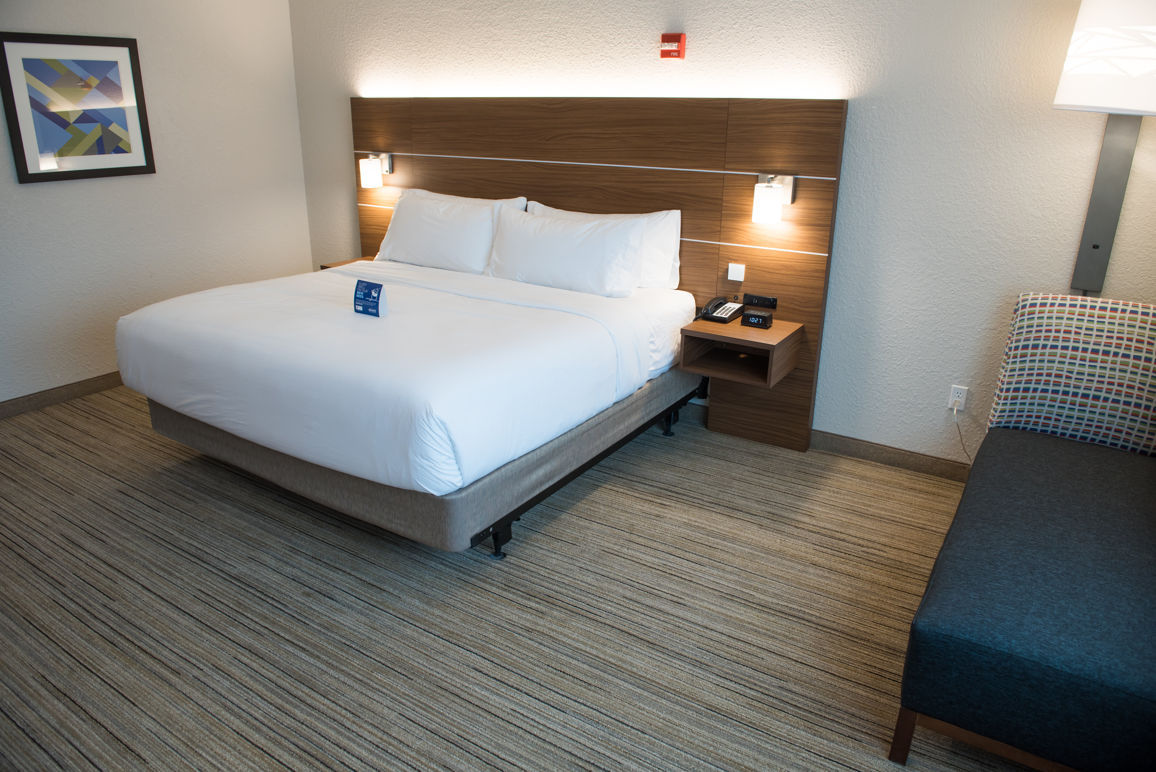 holiday inn express and suites dayton southwest by ihg