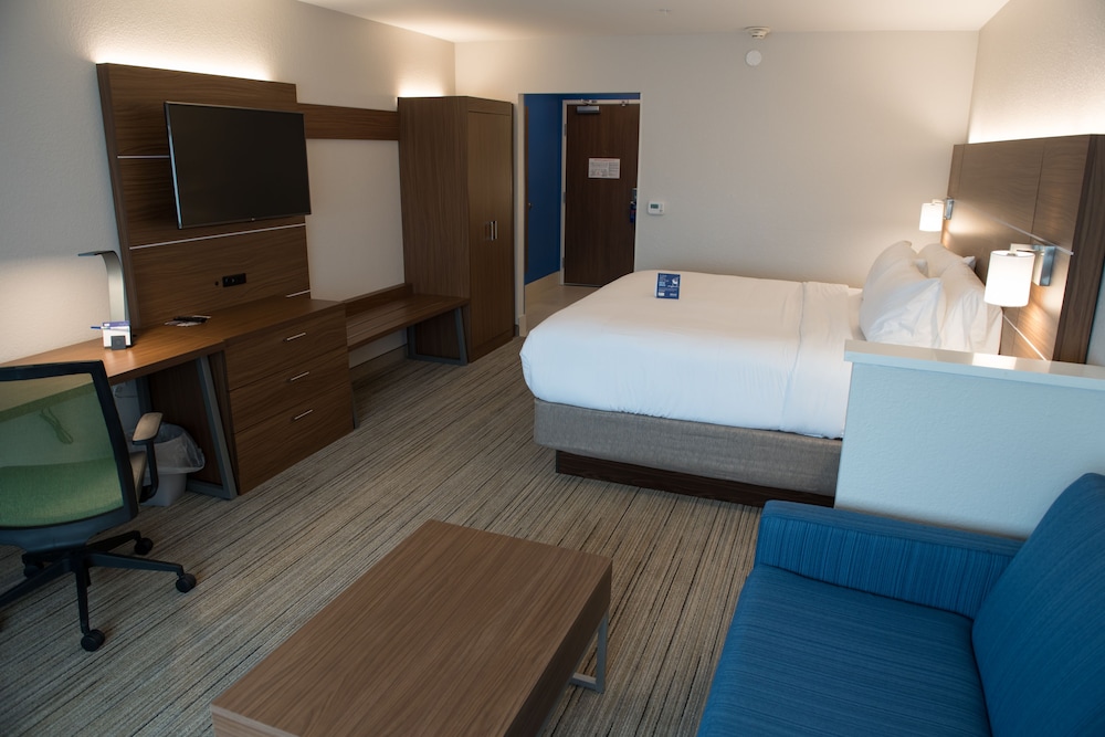 holiday inn express and suites dayton southwest by ihg