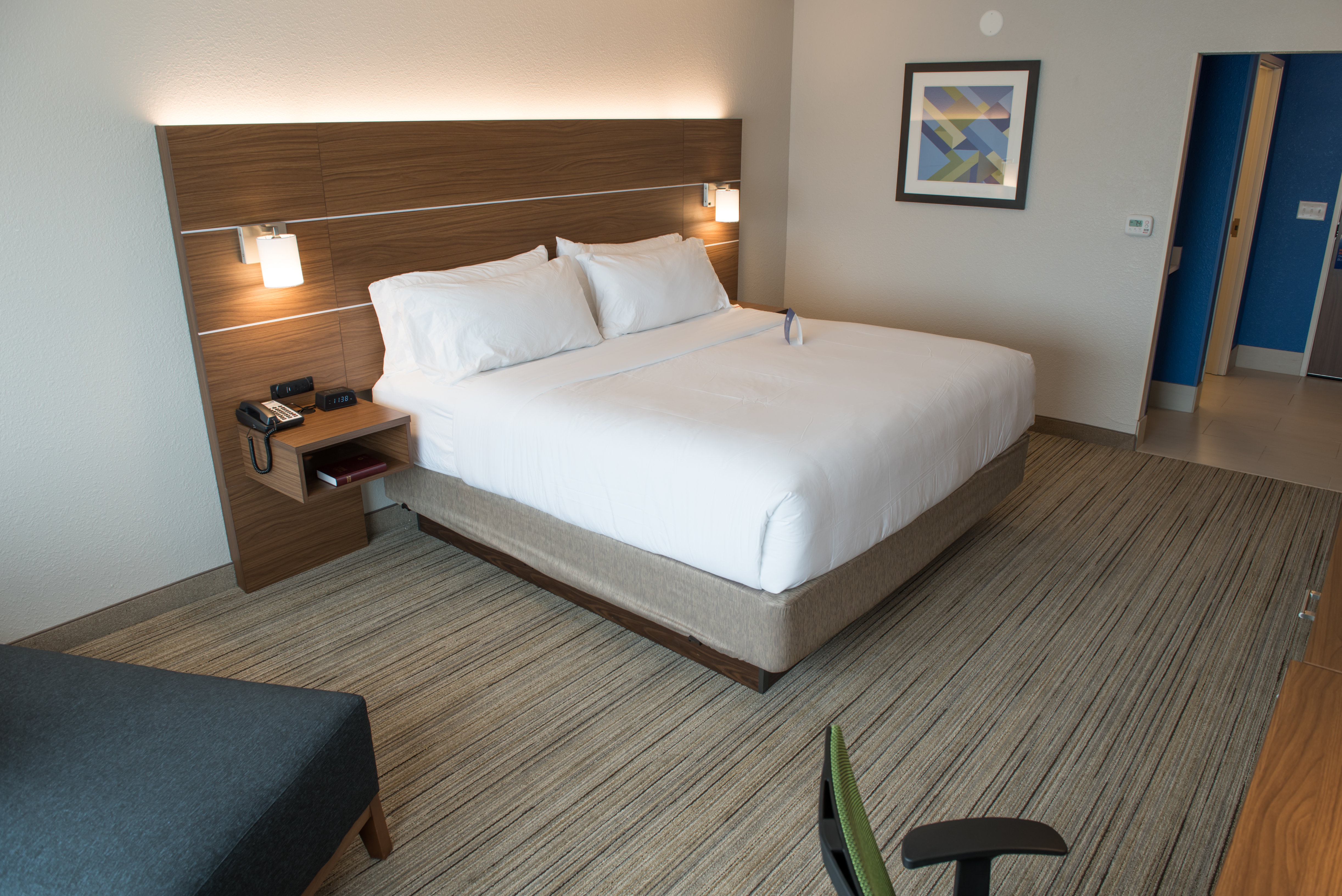 holiday inn express and suites dayton southwest by ihg