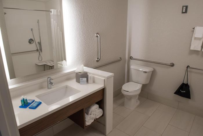 holiday inn express and suites dayton southwest by ihg