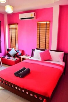 crypto resort koh larn