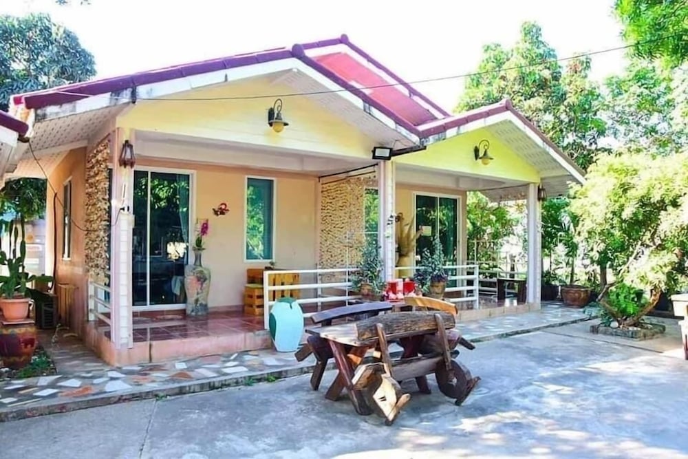 crypto resort koh larn