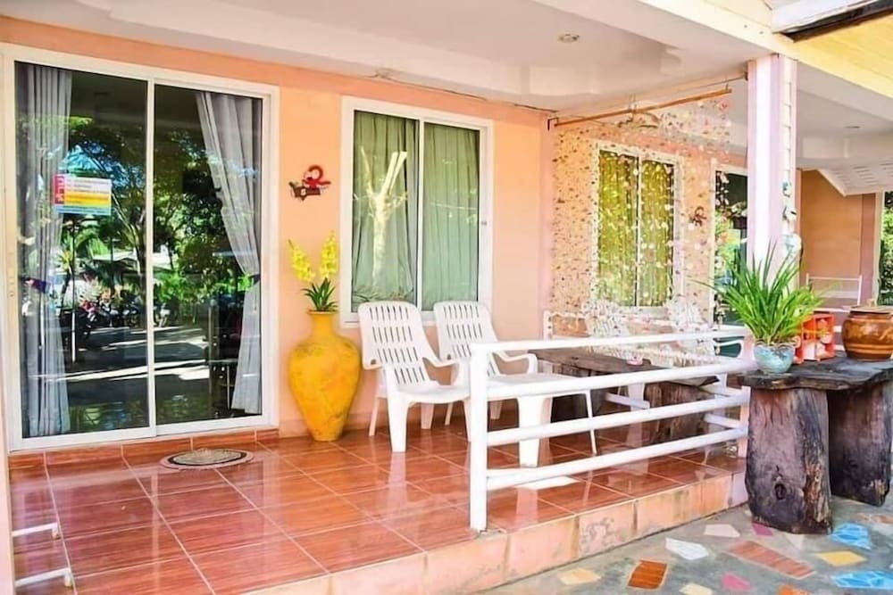 crypto resort koh larn