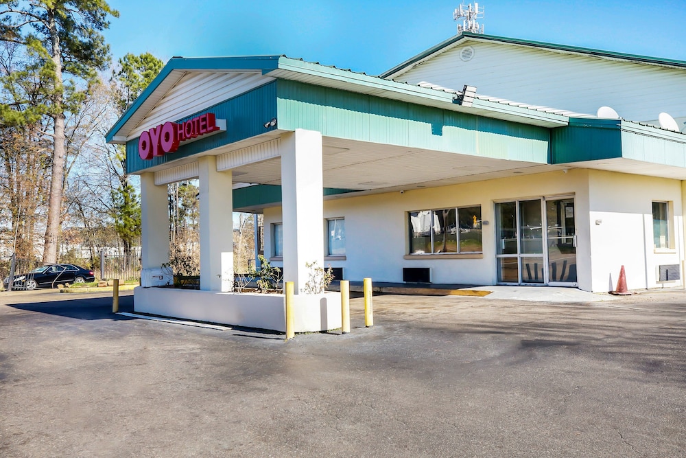 oyo hotel jackson south i 55