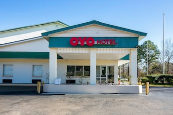 oyo hotel jackson south i 55