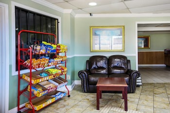 oyo hotel jackson south i 55