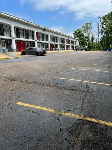 oyo hotel jackson south i 55