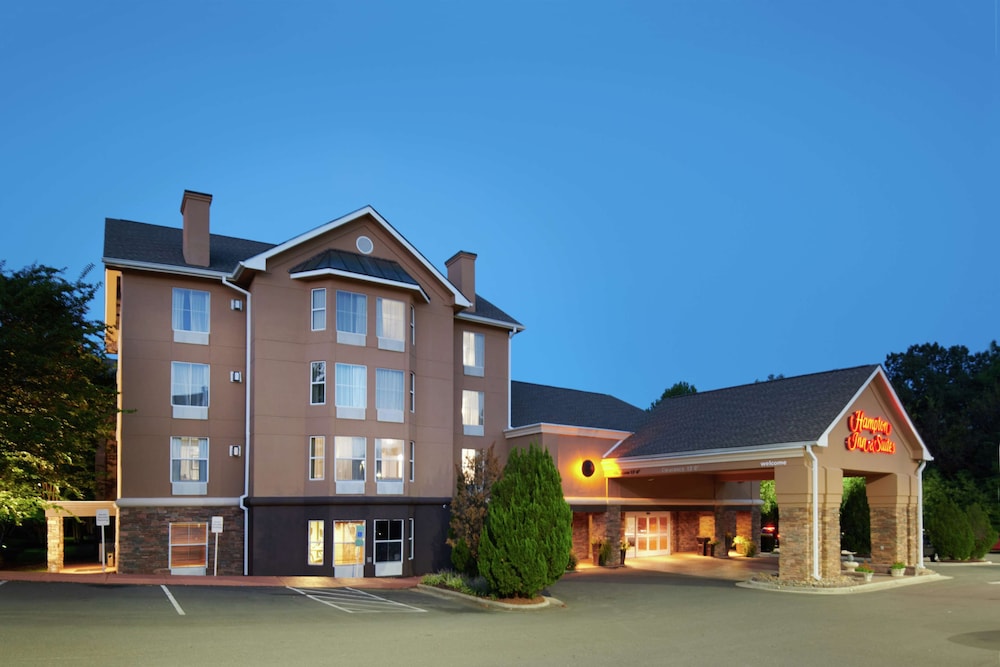 hampton inn and suites chapel hill durham area