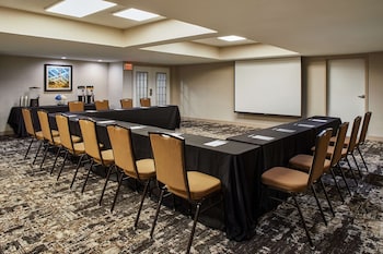hampton inn and suites chapel hill durham area