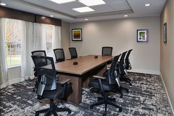 hampton inn and suites chapel hill durham area