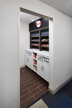 hampton inn and suites chapel hill durham area