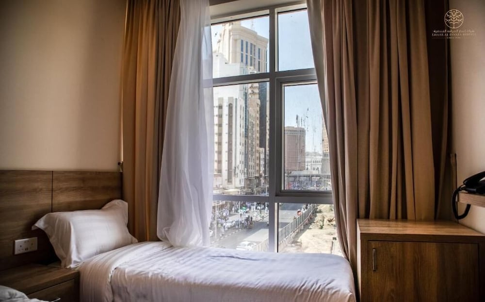 worth elite hotel