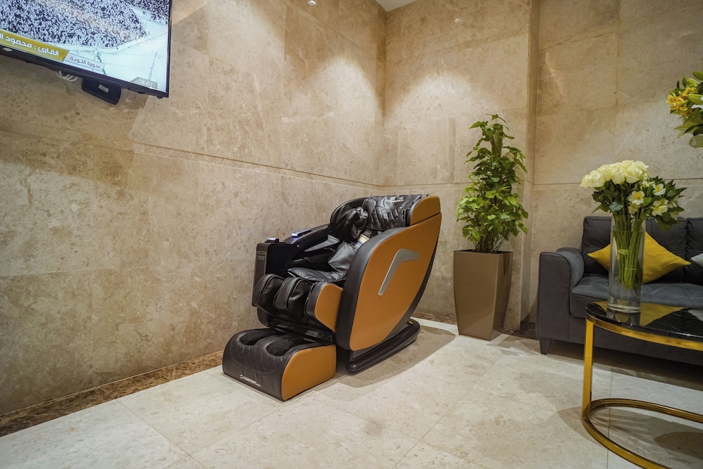 worth elite hotel