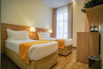 worth elite hotel