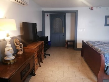 digby sailboat suites