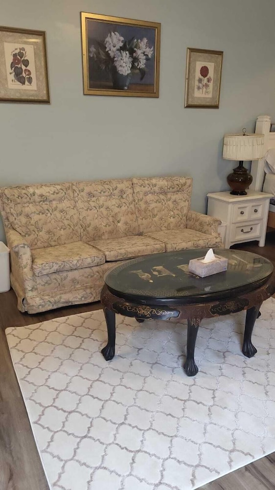 digby sailboat suites