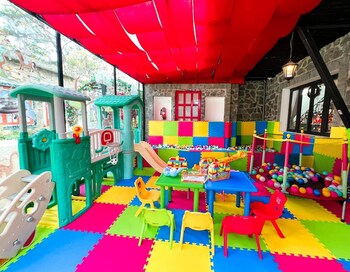 de vivre homestay mang den