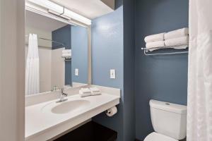extended stay america suites charlotte university place