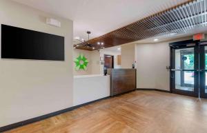 extended stay america suites charlotte university place