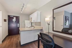Extended Stay America Suites Charlotte University Place,North Carolina>>Charlotte,3 star