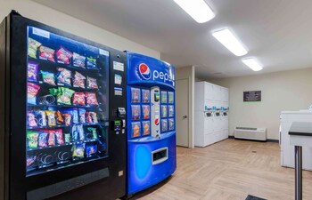 extended stay america suites charlotte university place