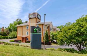 extended stay america suites charlotte university place