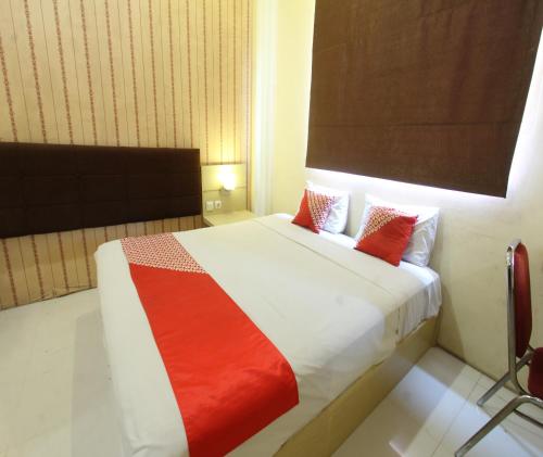 oyo 93002 kost gayus