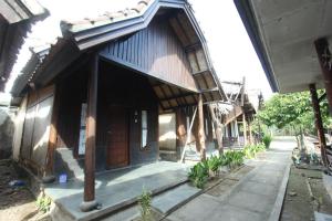 oyo 93002 kost gayus