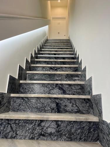 motta palace apartments and rooms